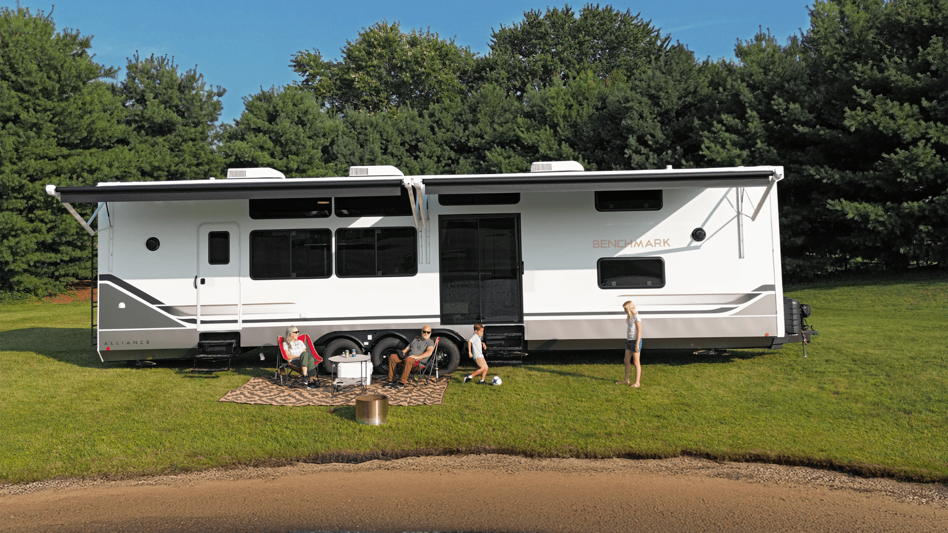 Benchmark Luxury Fifth Wheel by Alliance RV