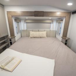 2026 Avenue 38DBL Interior