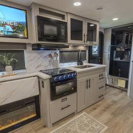 2026 Delta Ultra Light ML206 Interiors