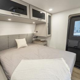 2026 Delta 252RL Interior