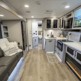 2026 Delta 252RL Interior