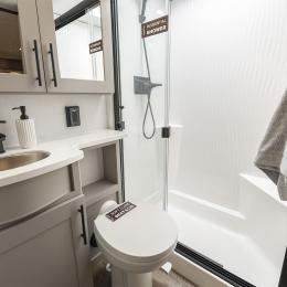 2026 Valor 41V16 Interior