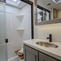 2026 Paradigm 338SP Interior