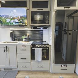 2026 Valor 23T15 Travel Trailer - Toy Hauler