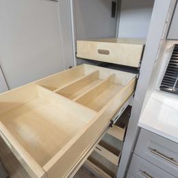 Benchmark 44LFT Interior