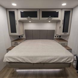 2026 Delta BH181 Interior