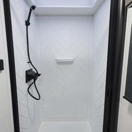 2026 Delta ML166 Interior