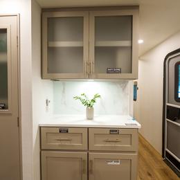 Avenue Travel Trailer 298RL Interior