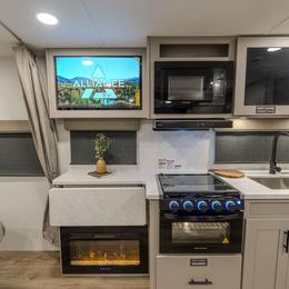 2026 Delta ML206 Interior