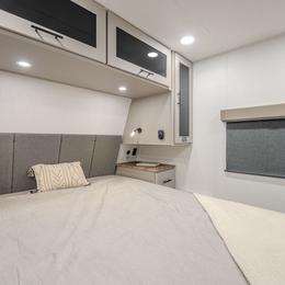 2026 Delta 284RK Interior