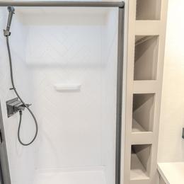 2026 Delta 294RK Interiors