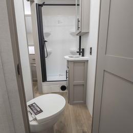 2026 Valor 32T13 Interior