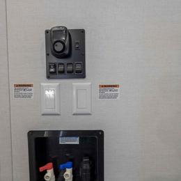 2026 Valor 32T13 Interior