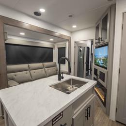 2026 Valor 32T13 Interior