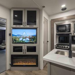 2026 Valor 32T13 Interior